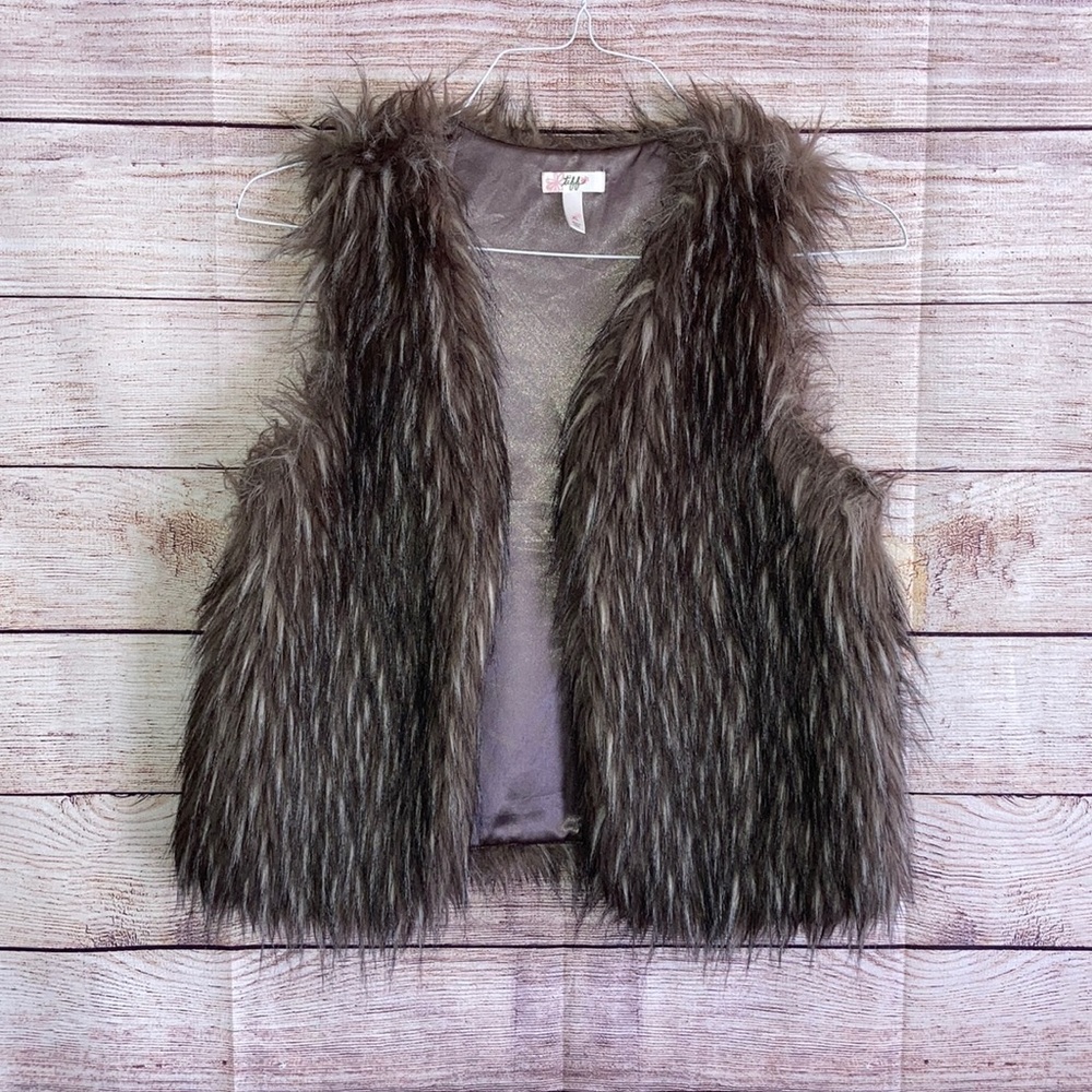 Faux fur vest
